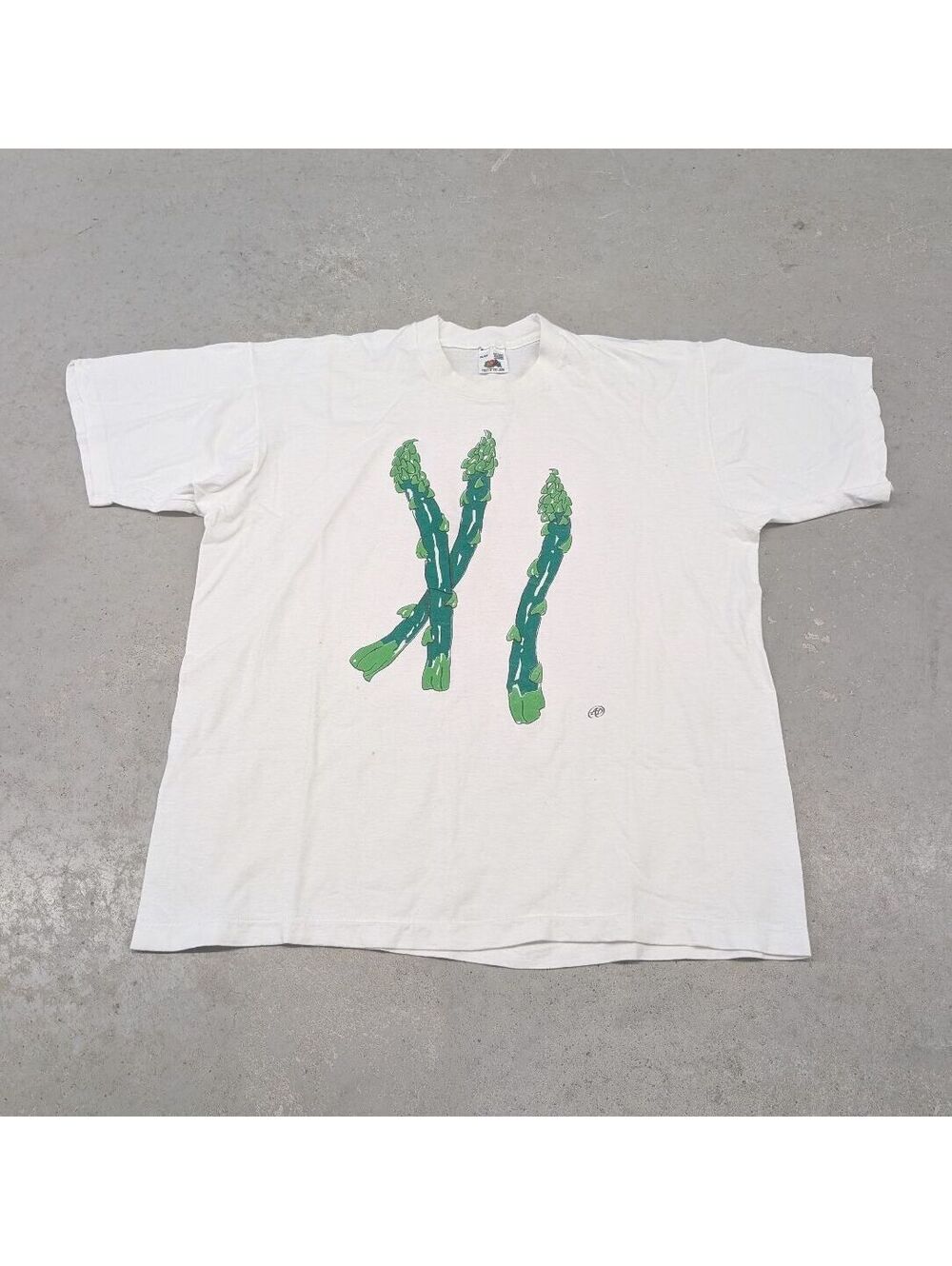 Vintage 90s XI Asparagus Art Single Stitch T-shirt